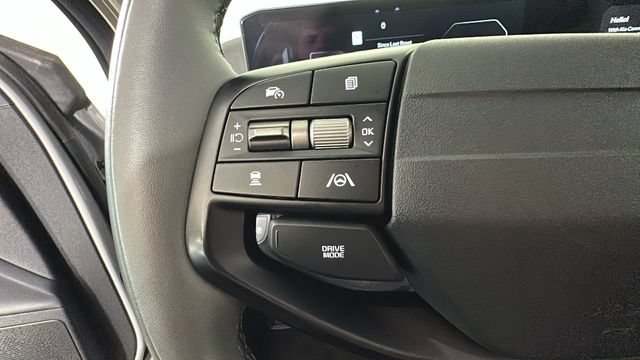 Used 2025 Kia EV6 Light AWD/4WD image 15