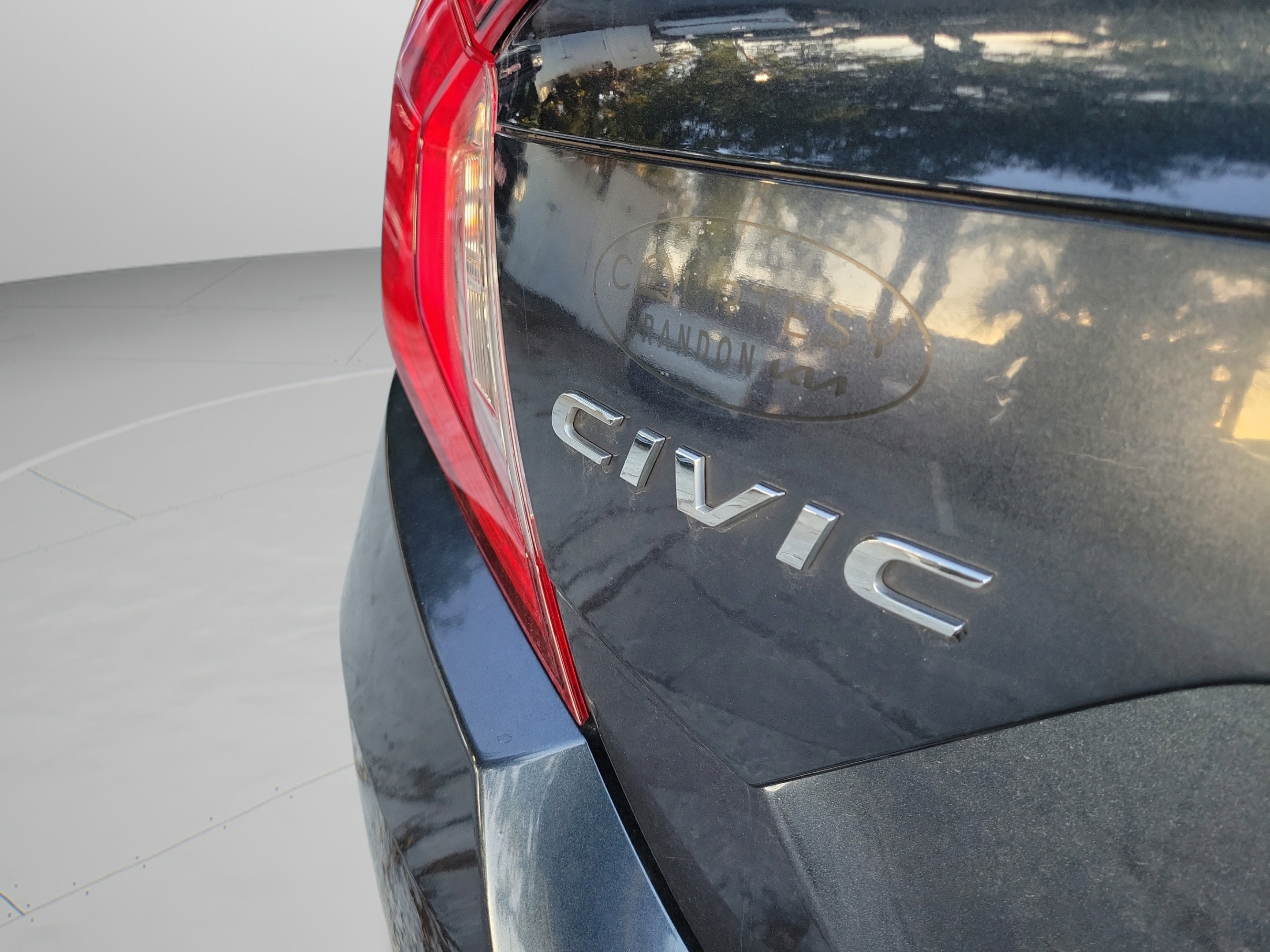 Used 2018 Honda Civic EX-L image 32