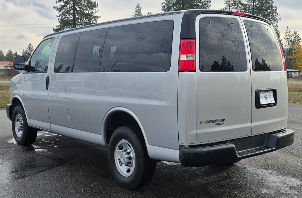 Used 2015 Chevrolet Express 2500 LS image 8