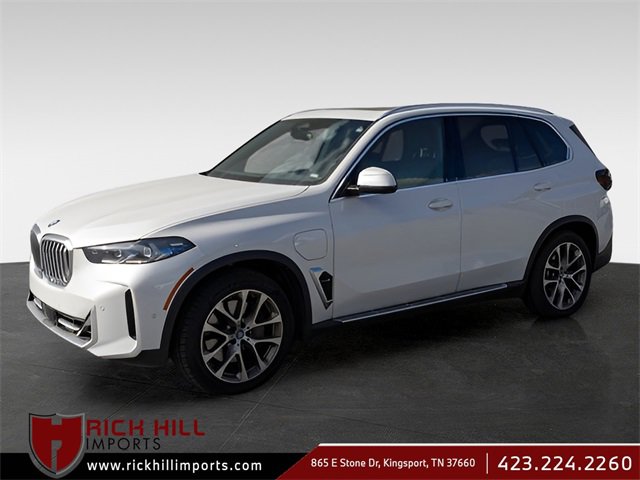 Used 2024 BMW X5 xDrive50e image 1