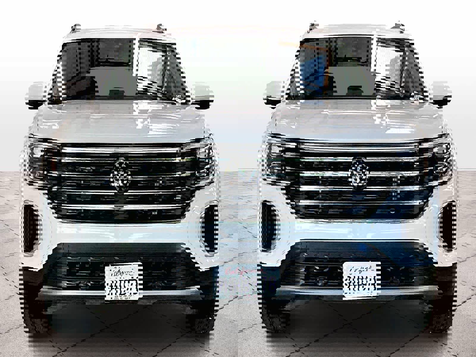 Used 2024 Volkswagen Atlas SE image 3