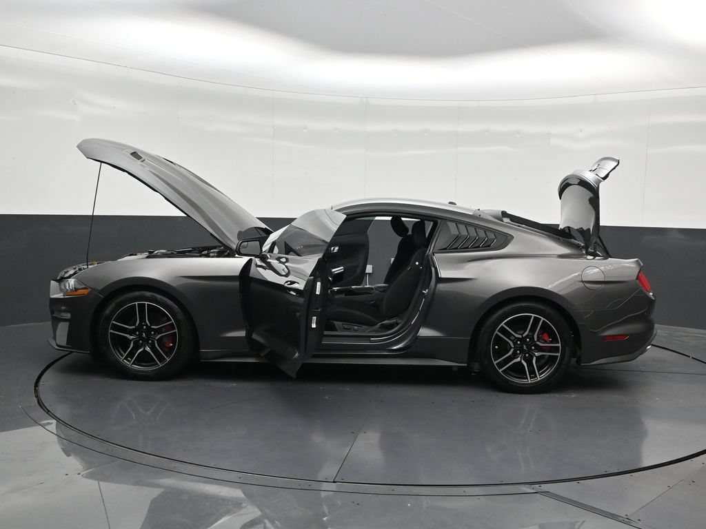 Used 2020 Ford Mustang Coupe w/ Equipment Group 101A RWD image 32