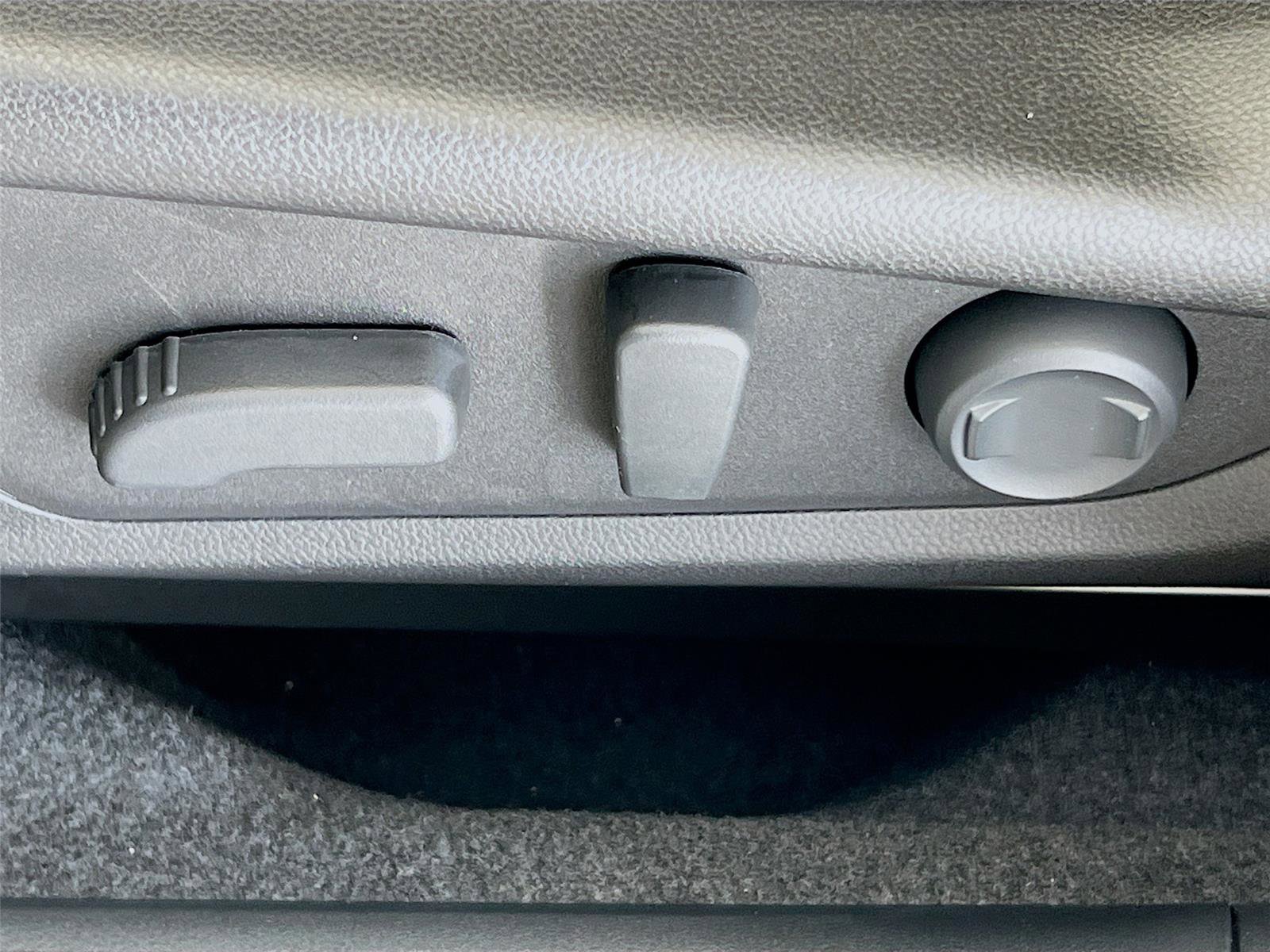 New 2026 Subaru Outback Premium image 22