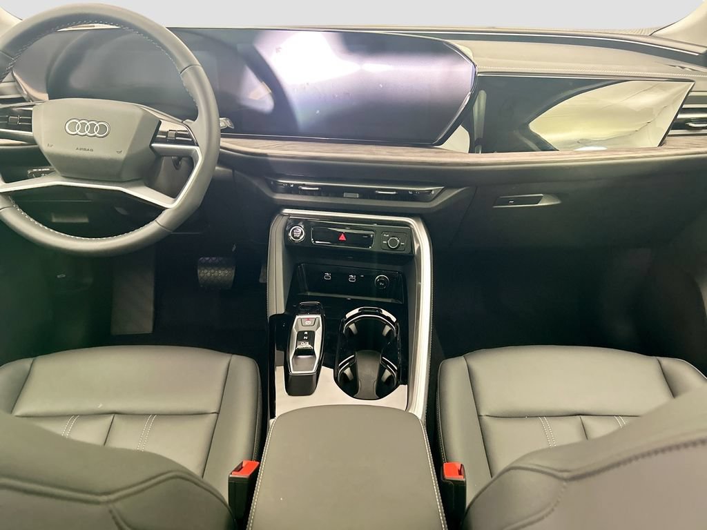 Used 2026 Audi Q5 Premium Plus w/ Premium Plus AWD/4WD image 13