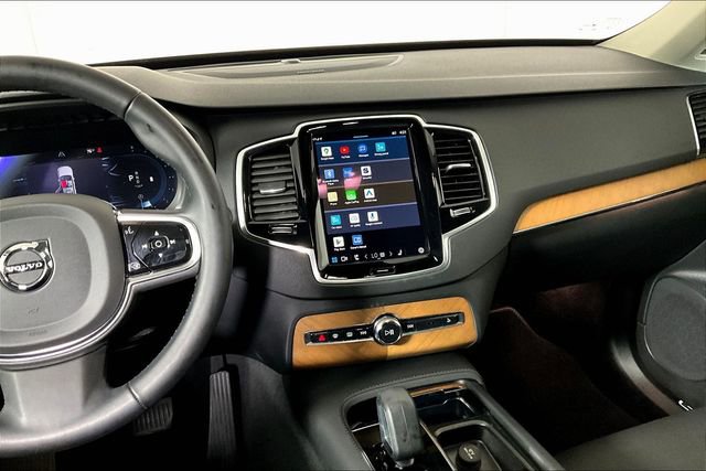 Used 2024 Volvo XC90 B5 Plus image 6