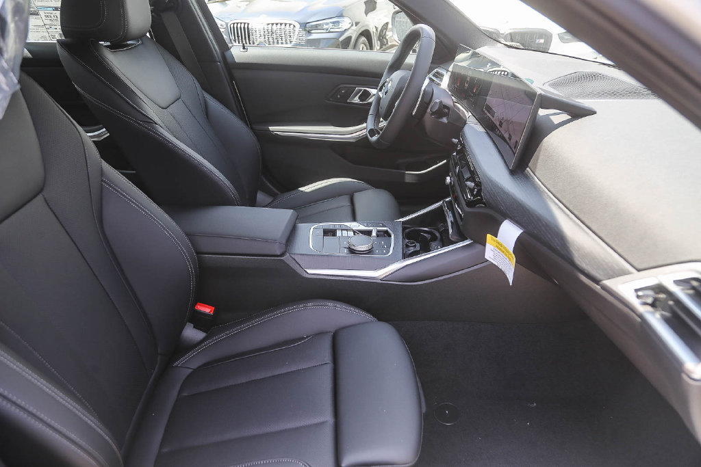 New 2026 BMW 330i Sedan RWD image 13