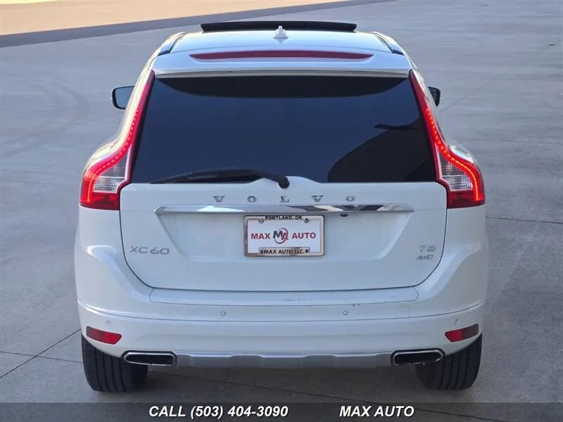 Used 2015 Volvo XC60 T5 Platinum image 7