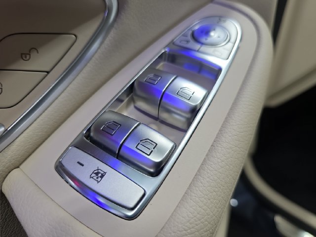 Used 2022 Mercedes-Benz GLC 300 4MATIC image 26
