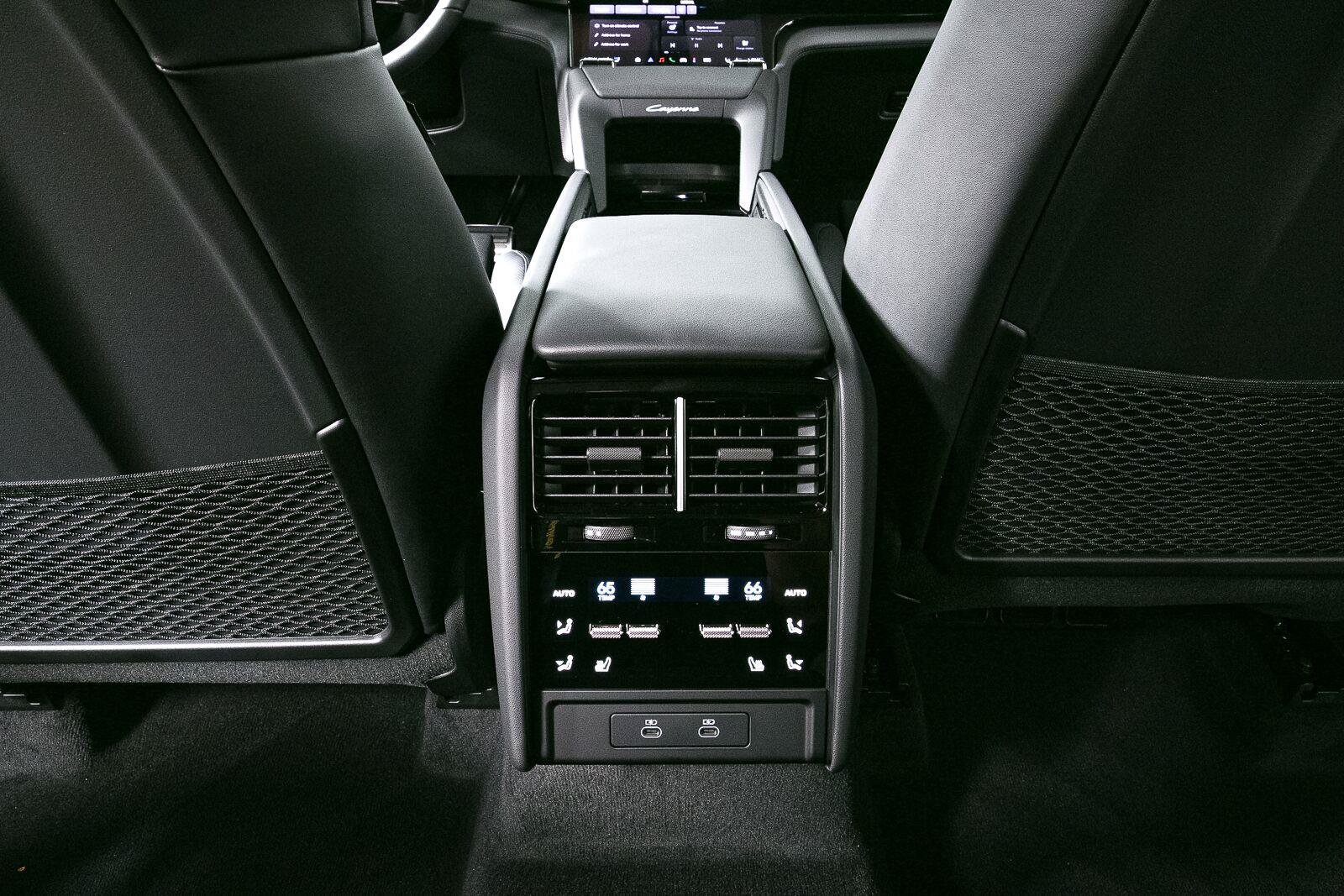 New 2026 Porsche Cayenne Electric AWD/4WD image 21