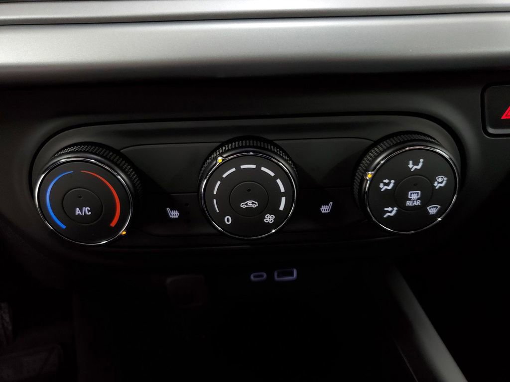 New 2026 Chevrolet Trax RS w/ Sunroof Package image 16