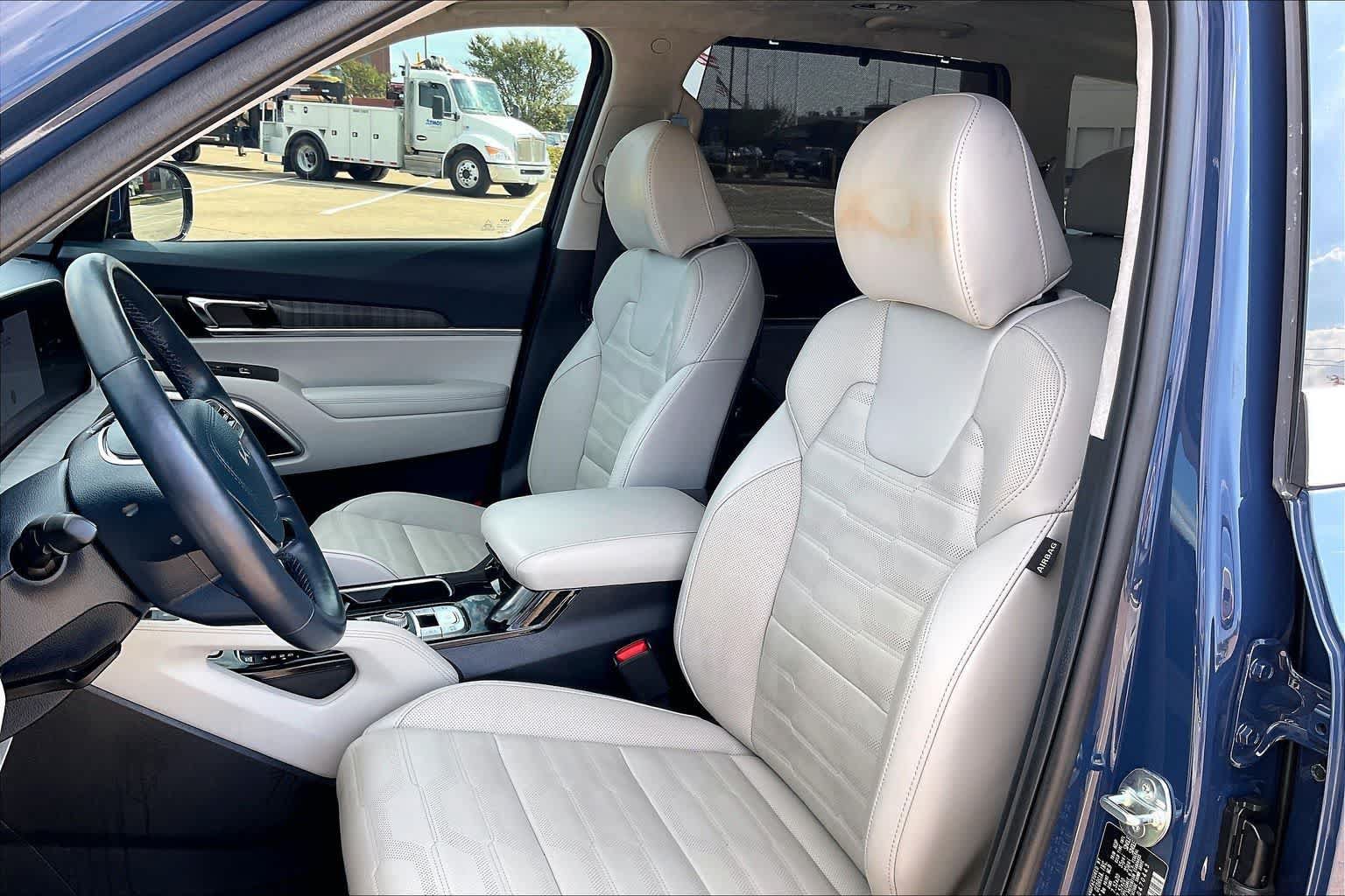 Certified 2024 Kia Telluride SX Prestige AWD/4WD image 10
