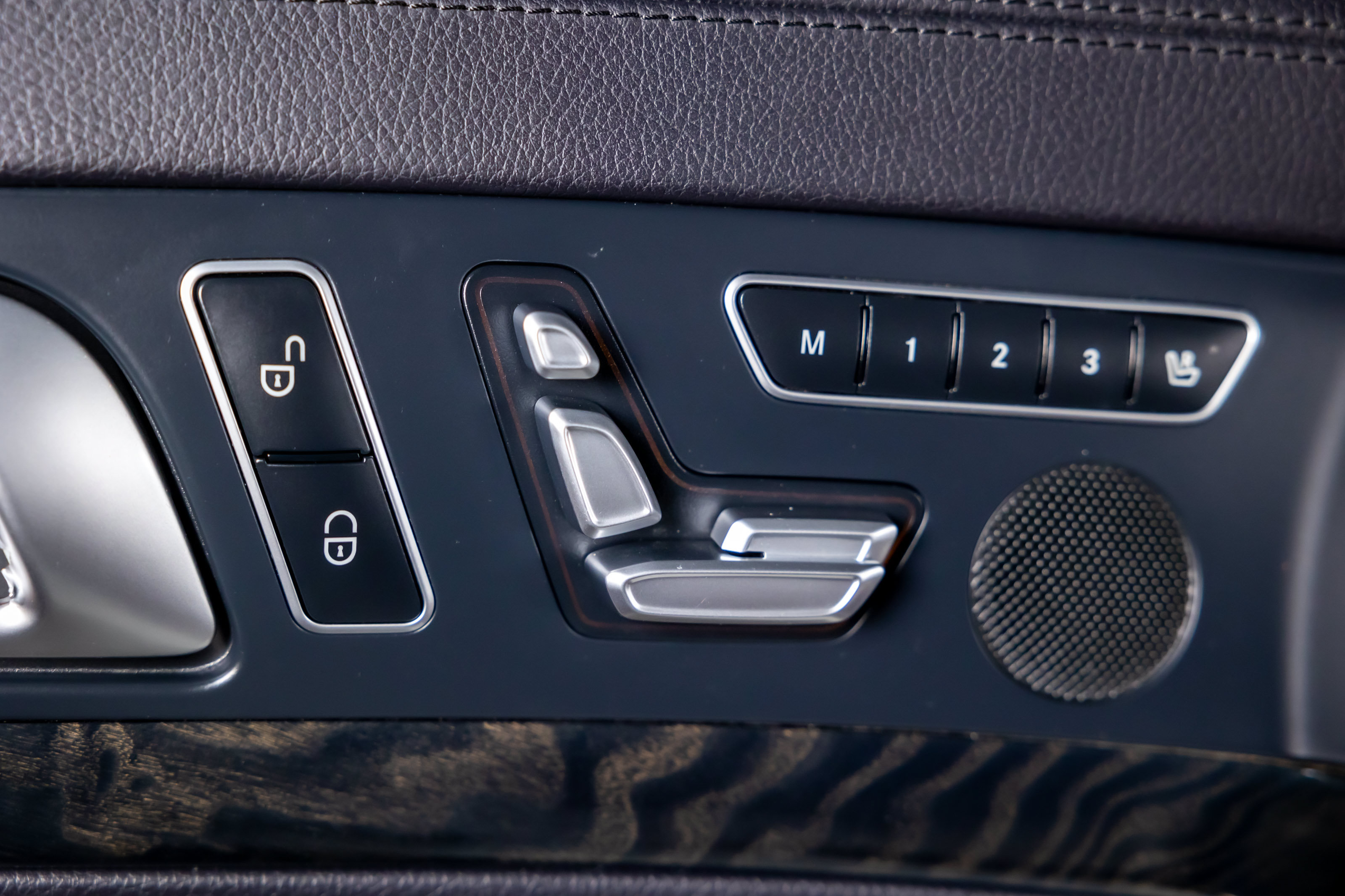 Used 2020 Mercedes-Benz SL 550 image 19