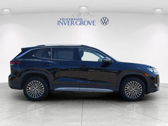 Certified 2025 Volkswagen Tiguan S AWD/4WD image 8