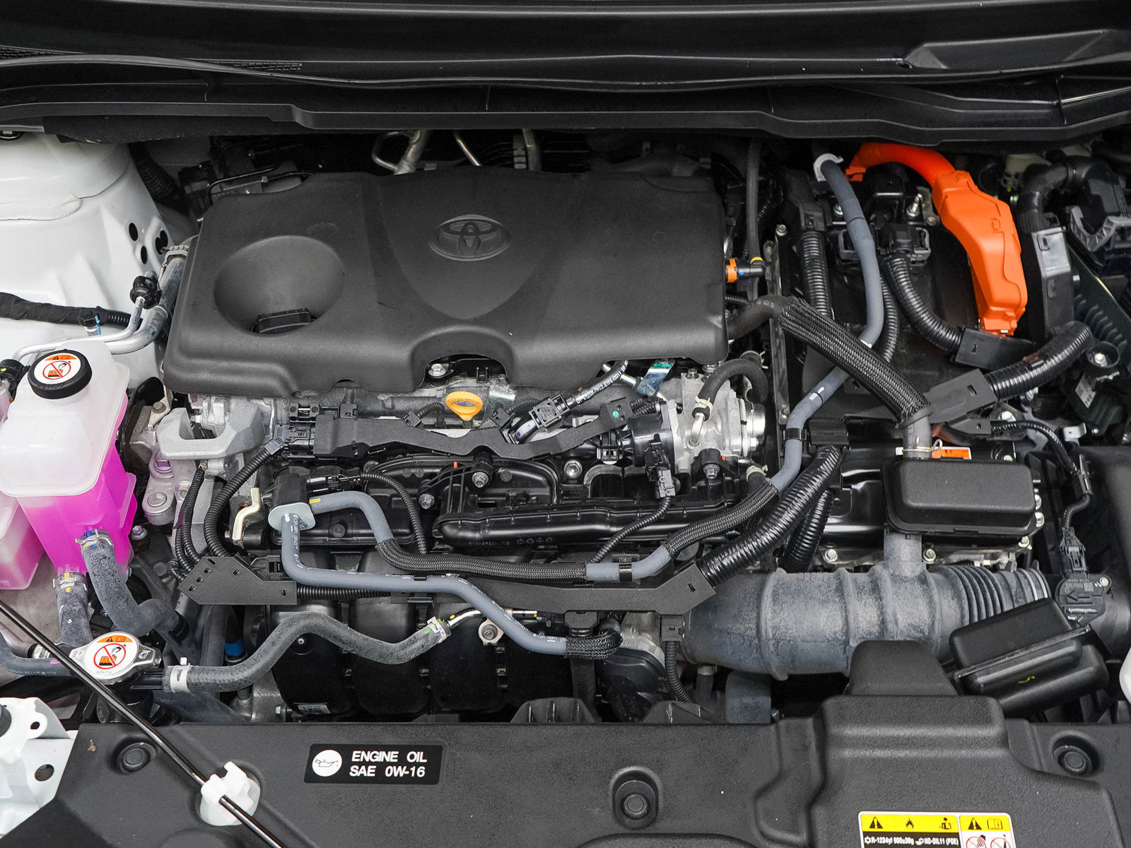 Used 2025 Toyota Sienna Platinum AWD/4WD image 37