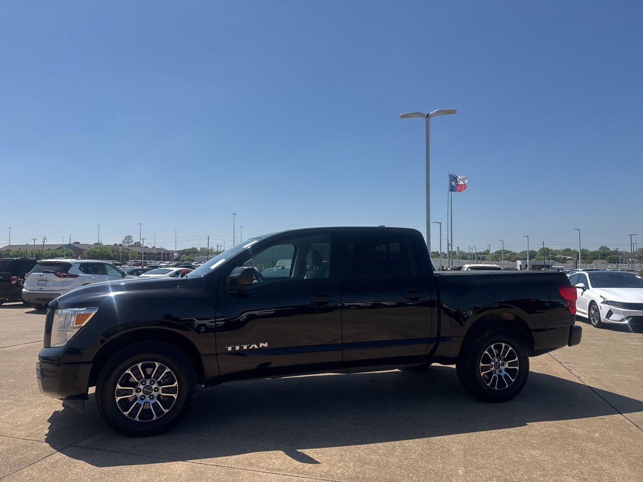 Certified 2024 Nissan Titan SV image 11