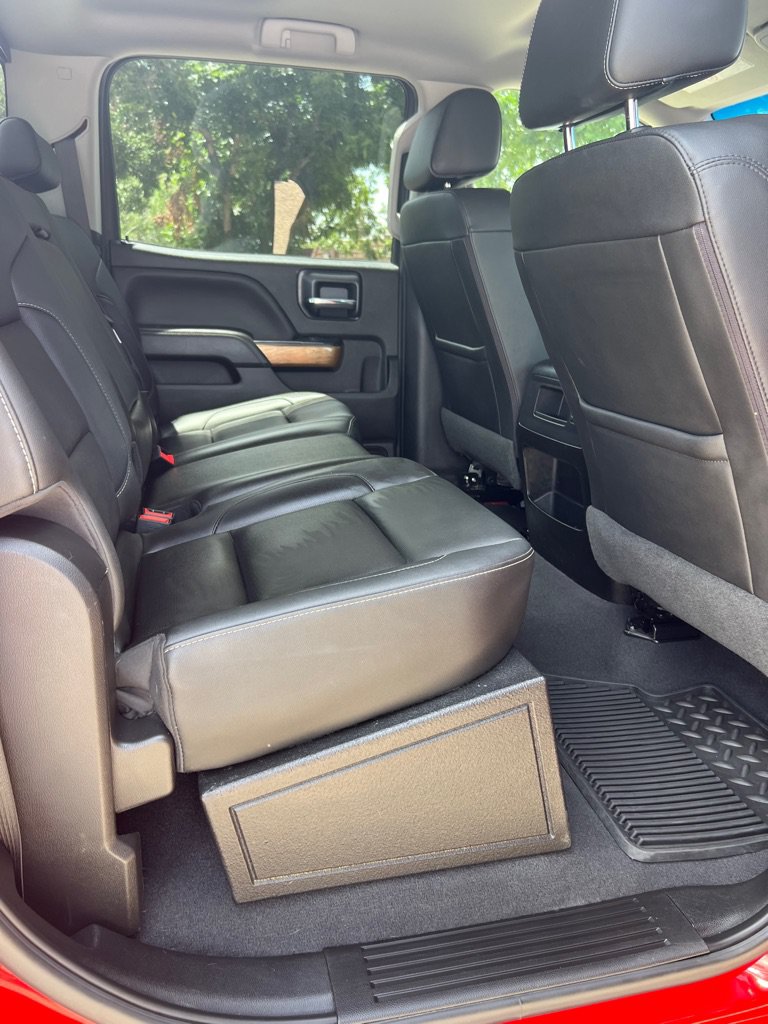 Used 2019 Chevrolet Silverado 2500 LTZ AWD/4WD image 7