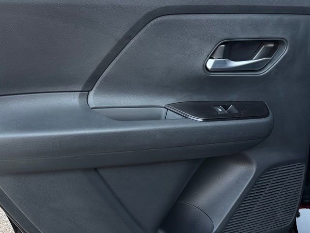 New 2026 Nissan Kicks SR w/ SR Premium Package image 11