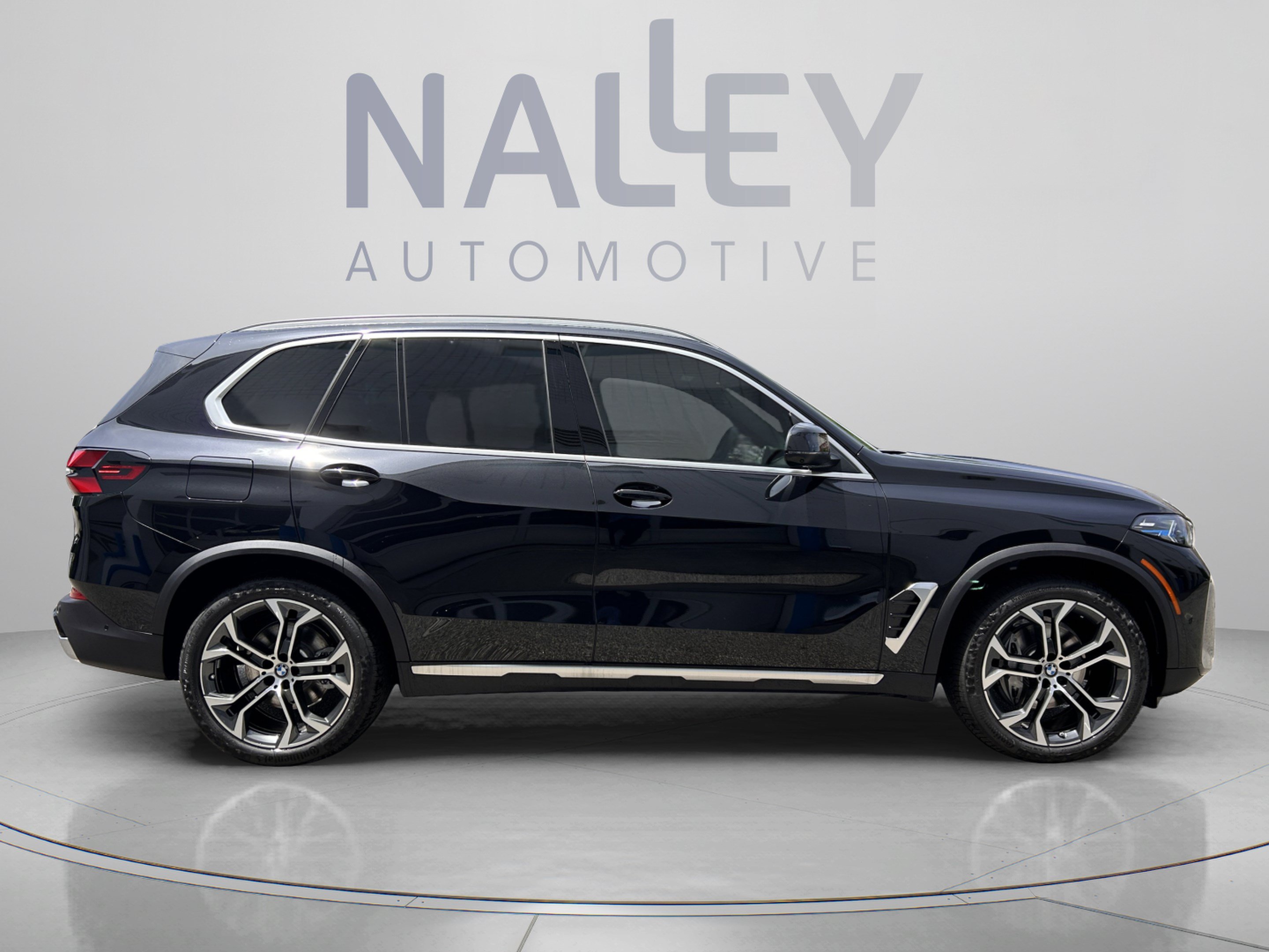 Used 2026 BMW X5 xDrive40i AWD/4WD image 4