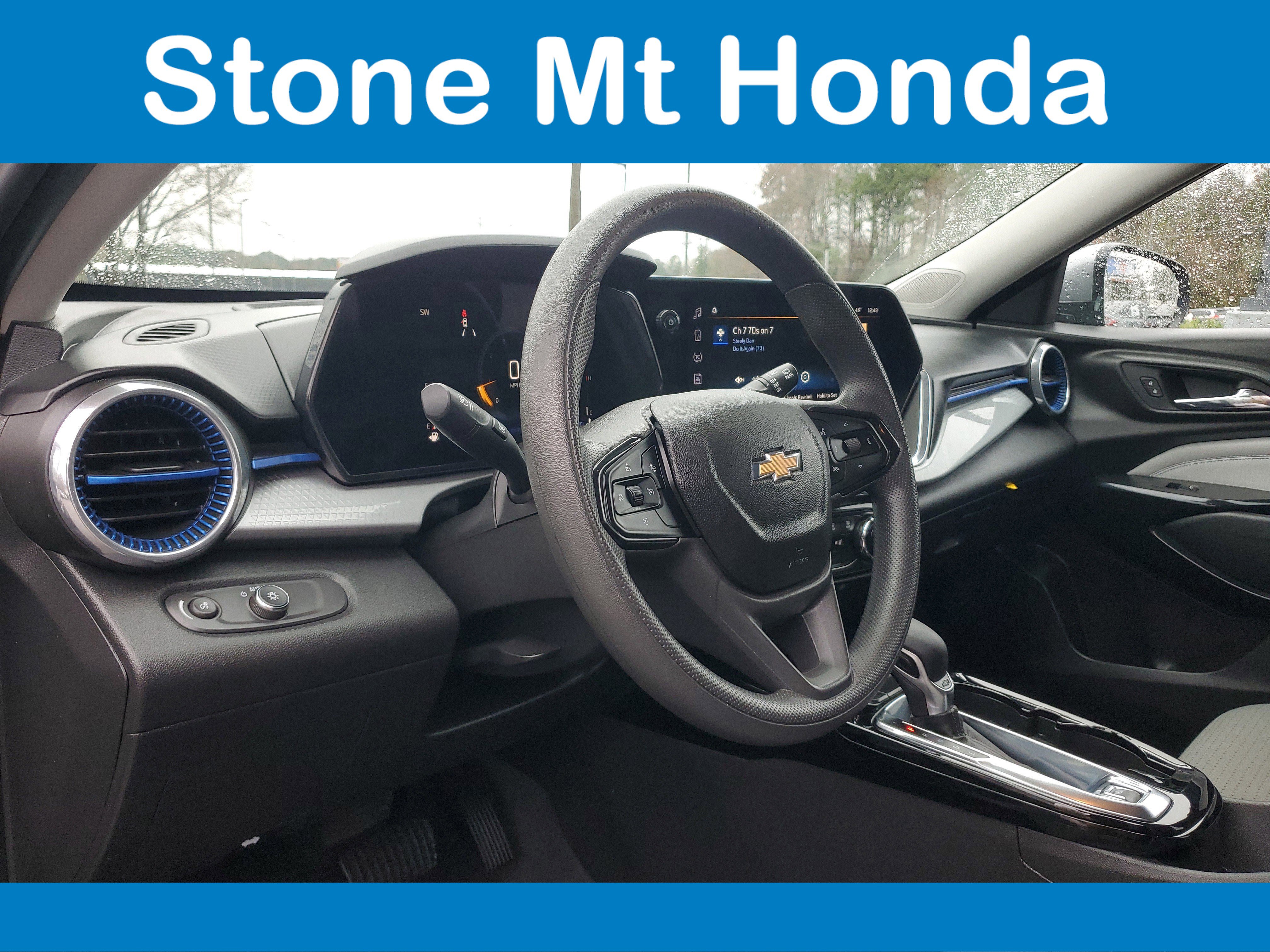 Used 2024 Chevrolet Trax LT image 18