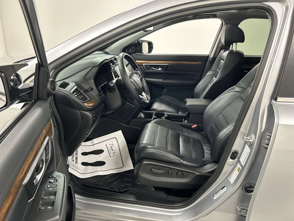 Used 2018 Honda CR-V Touring image 9