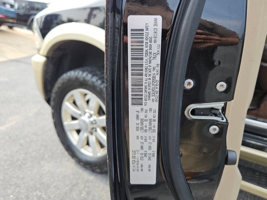 Used 2015 RAM 2500 Longhorn w/ Convenience Group AWD/4WD image 17