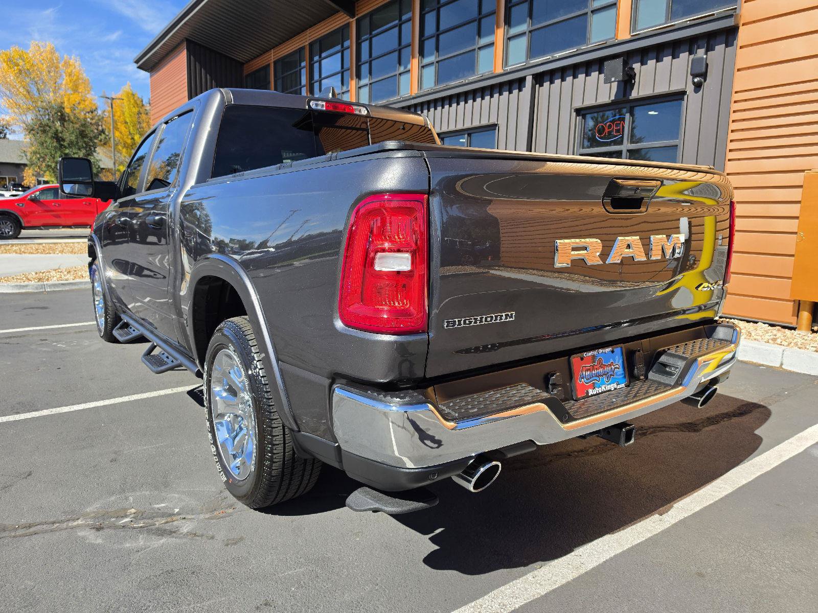 Used 2026 RAM 1500 Big Horn AWD/4WD image 3