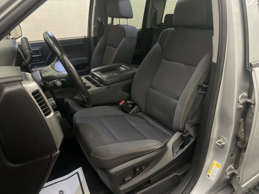 Used 2018 Chevrolet Silverado 1500 LT w/ All Star Edition image 12