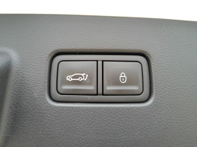 Used 2024 Genesis GV60 RWD image 26