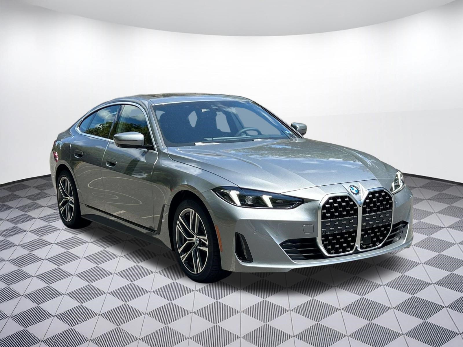 New 2026 BMW 430i xDrive w/ Premium Package AWD/4WD image 7