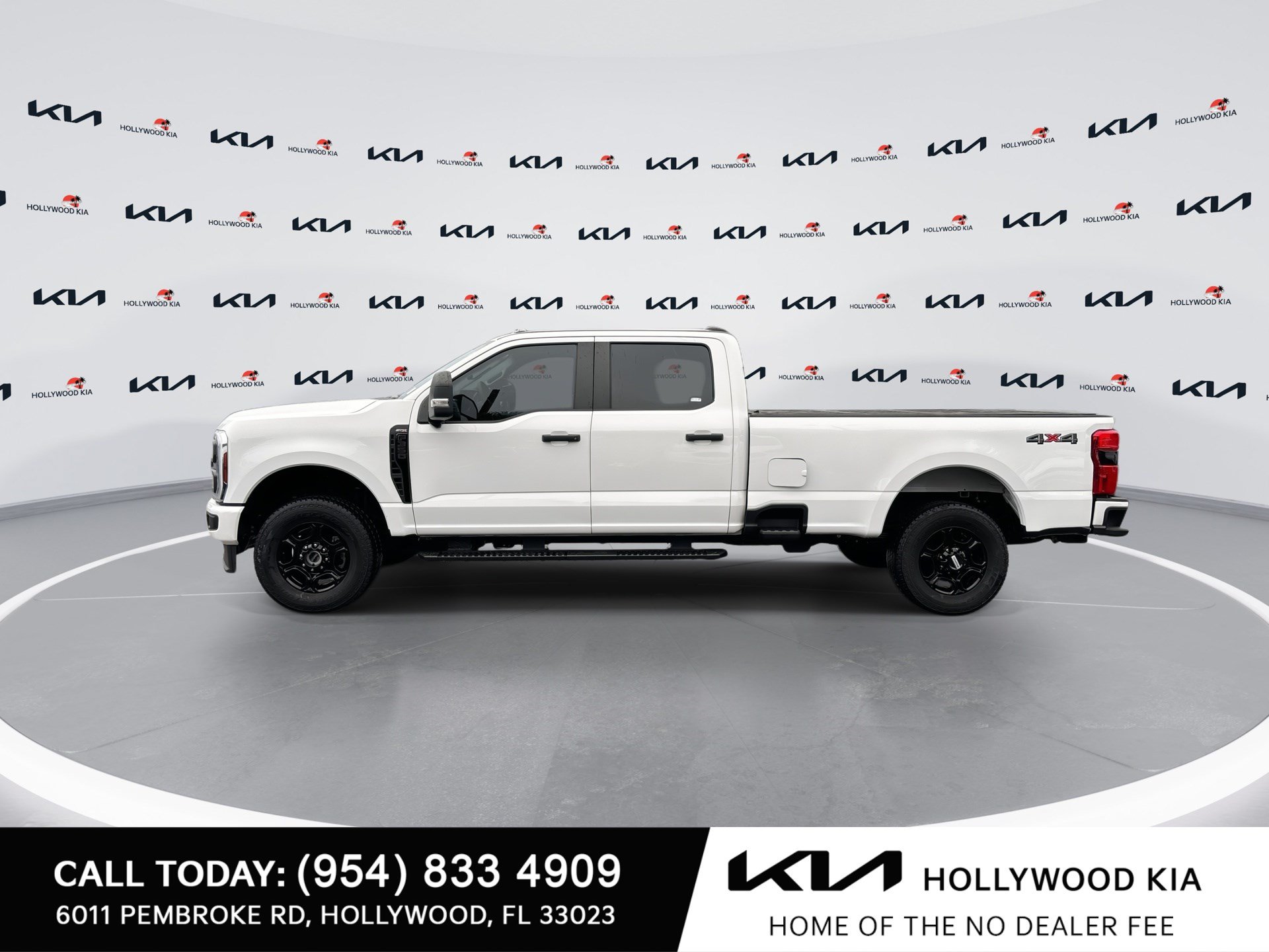 Used 2024 Ford F350 XL w/ STX Appearance Package AWD/4WD image 5