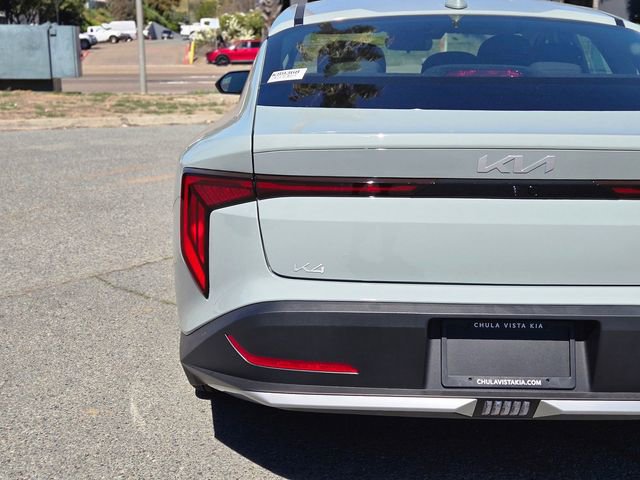 New 2026 Kia K4 LXS image 9