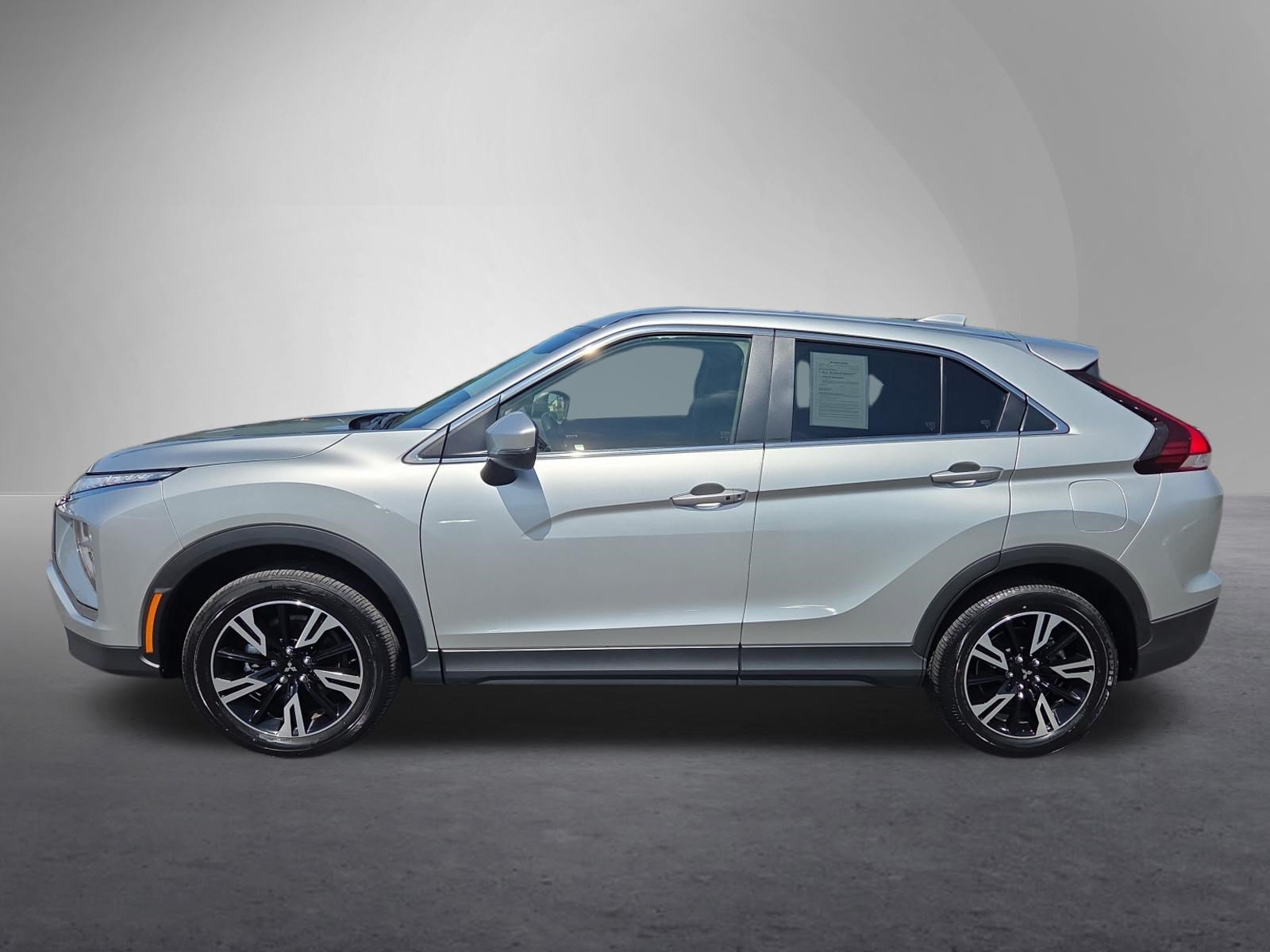 Used 2025 Mitsubishi Eclipse Cross SE AWD/4WD image 7