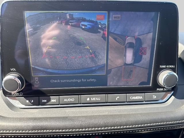 Used 2023 Nissan Rogue SL AWD/4WD image 14
