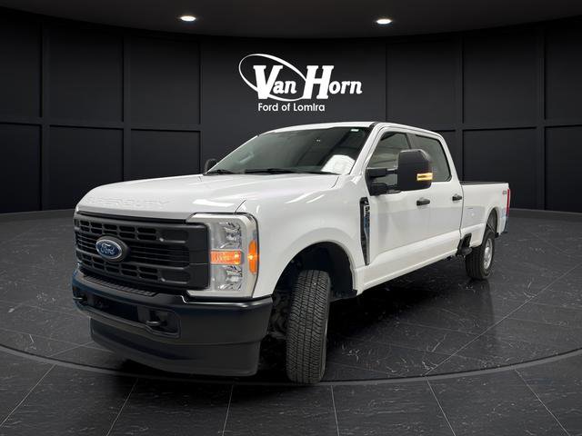 Used 2023 Ford F250 XL AWD/4WD image 3
