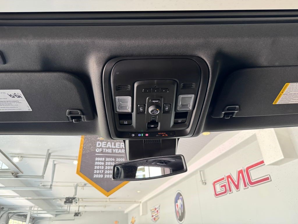 Used 2024 GMC Yukon AT4 w/ Max Trailering Package AWD/4WD image 30