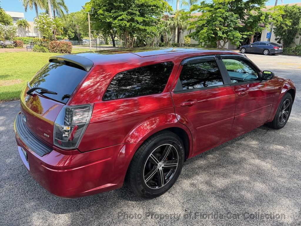Used 2005 Dodge Magnum SE RWD image 20