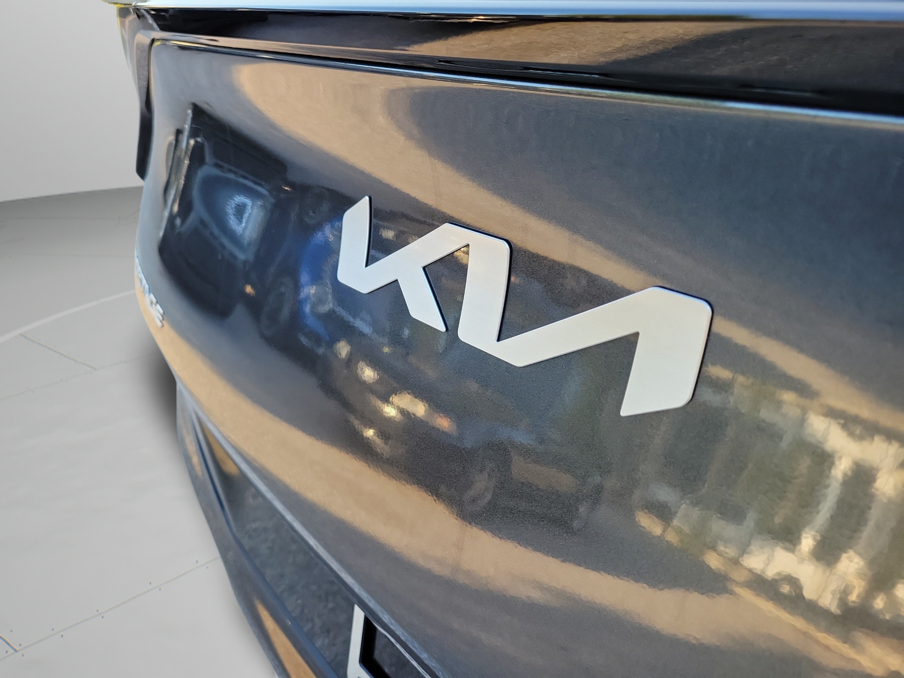 Used 2024 Kia Sportage SX FWD image 29