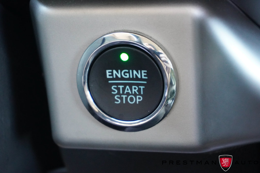 Used 2024 Ford Expedition XLT AWD/4WD image 33