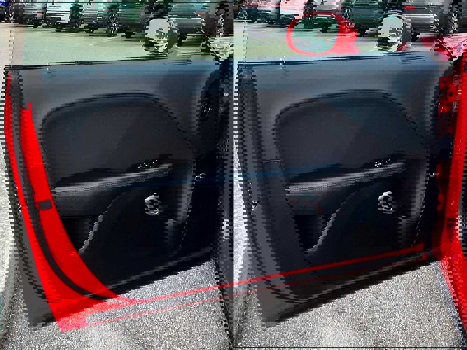 Used 2015 Dodge Challenger R/T w/ Quick Order Package 22B R/T image 9