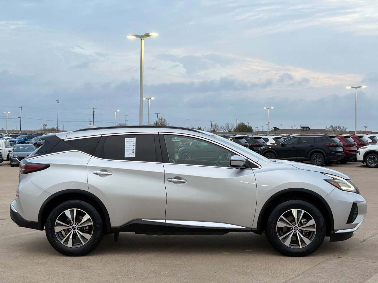 Used 2023 Nissan Murano SV image 6