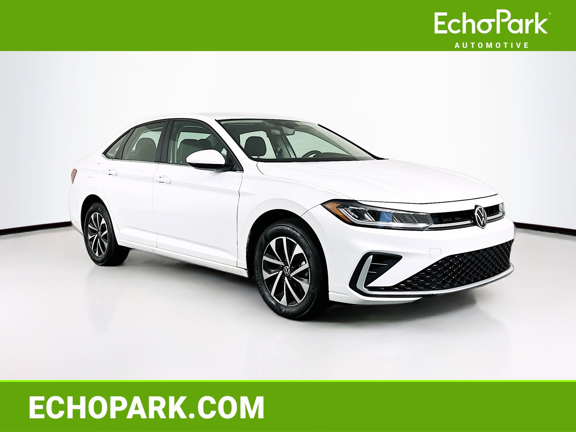 Used 2025 Volkswagen Jetta S image 1