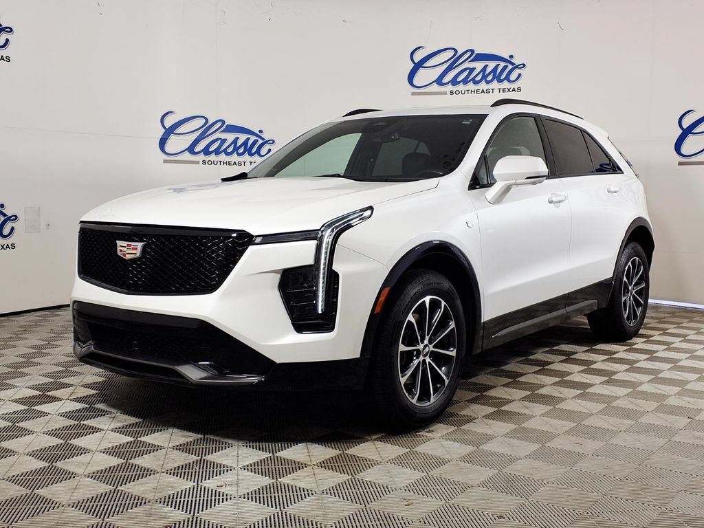 Used 2025 Cadillac XT4 Sport FWD image 5