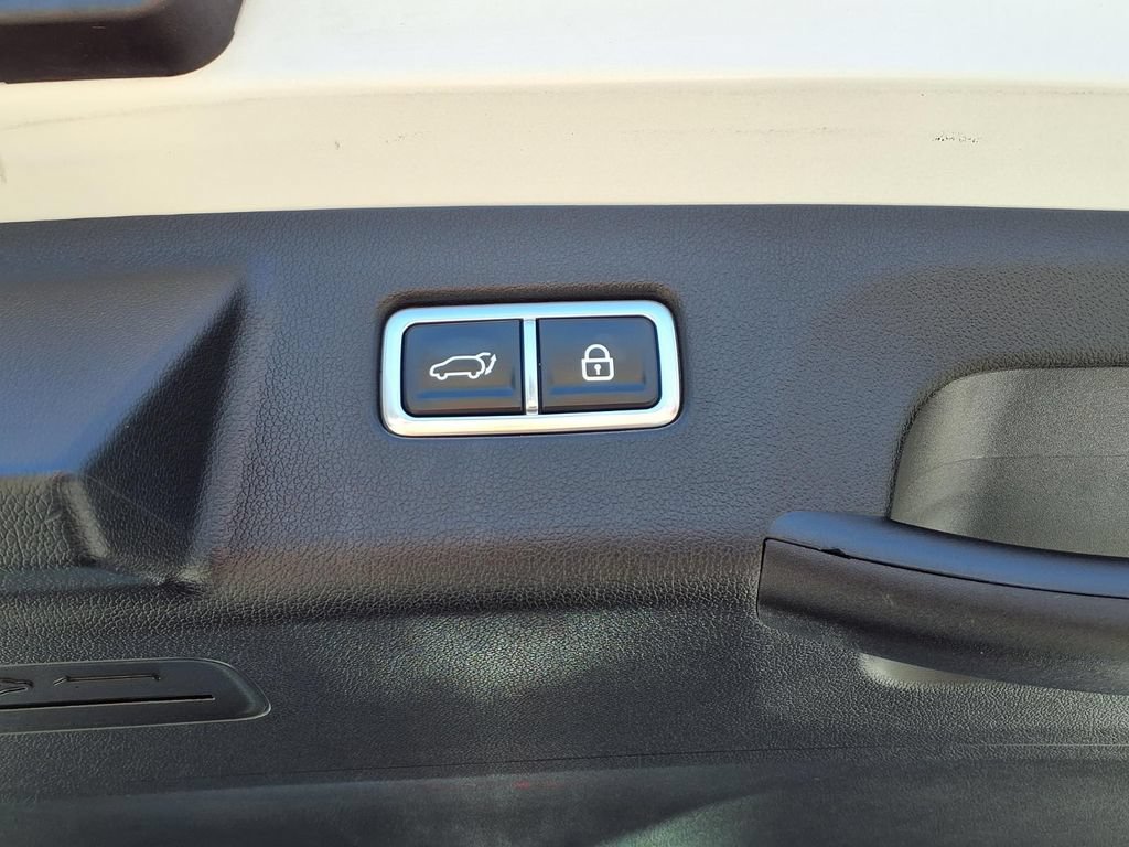 Certified 2023 Kia Sorento EX w/ Panoramic Sunroof Package FWD image 9