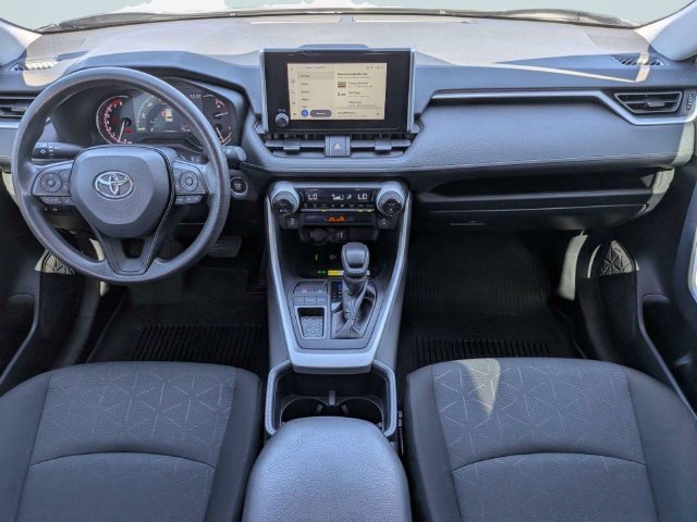Used 2025 Toyota RAV4 XLE FWD image 14