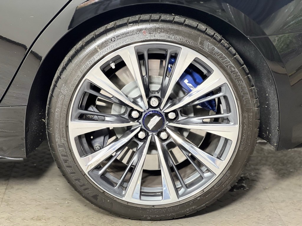 Used 2026 Cadillac CT5 V Blackwing w/ LPO, Blue Accent Package image 12