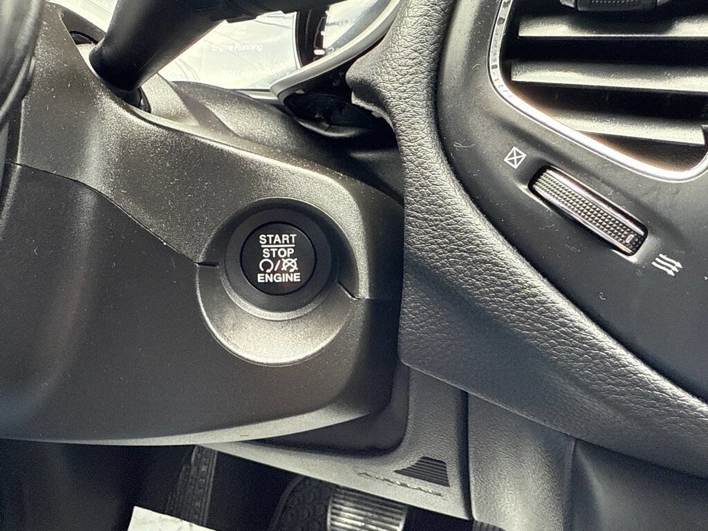 Used 2020 Jeep Compass Latitude w/ Cold Weather Group image 22