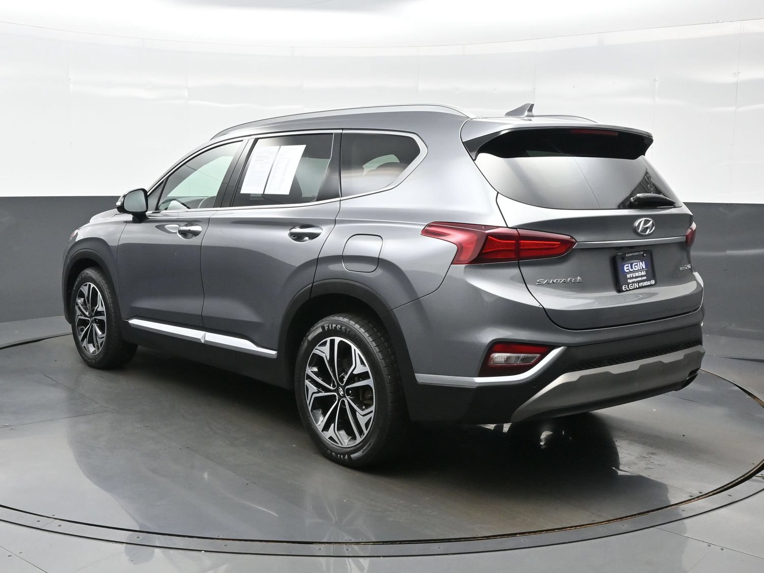 Used 2019 Hyundai Santa Fe AWD image 4