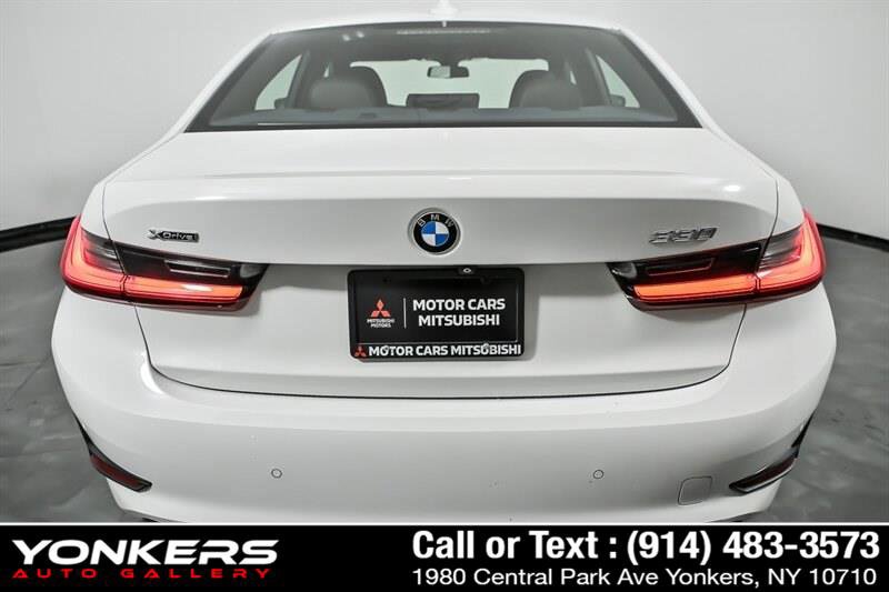 Used 2020 BMW 330i xDrive Sedan w/ Convenience Package image 8