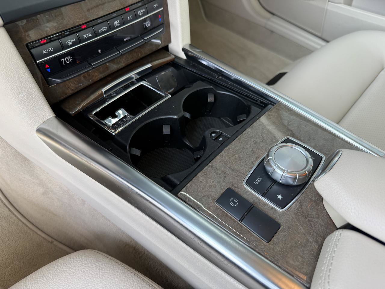 Used 2014 Mercedes-Benz E 350 4MATIC Sport image 21
