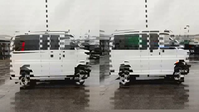 New 2026 Chevrolet Express 3500 LS RWD image 9